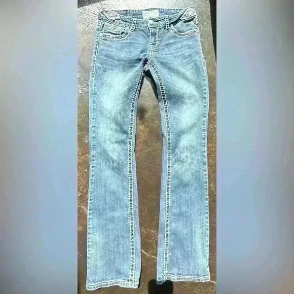 Charme Bootcut Jeans (L18) - Picture 1 of 8